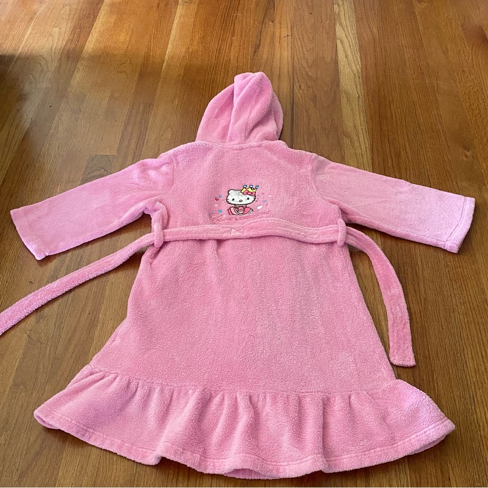 Macy’s Hello Kitty Princess Hooded Robe - Picture 6 of 8